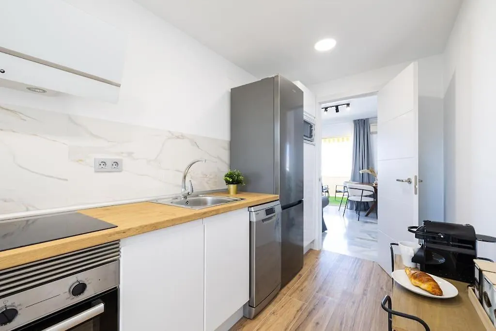 Avanti Aqua Marina Con Parking Gratis Fuengirola Apartmán